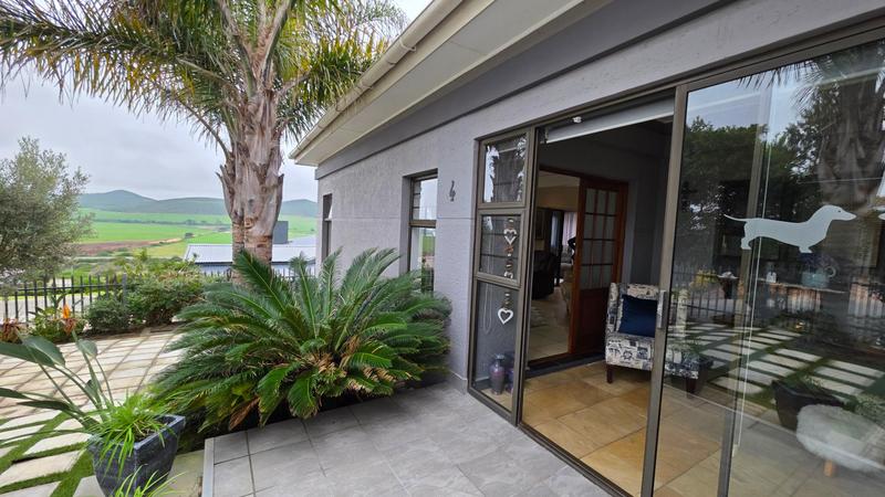 3 Bedroom Property for Sale in Reebok Western Cape